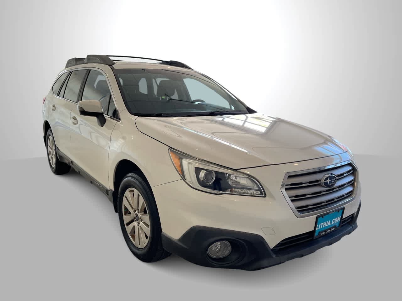 Used 2017 Subaru Outback 2.5i Premium AWD/4WD image 2