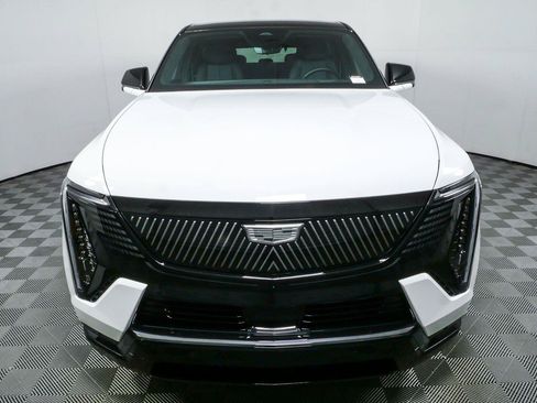 Used 2025 Cadillac Escalade IQ Sport 1 w/ Smart Trailering package AWD/4WD image 27
