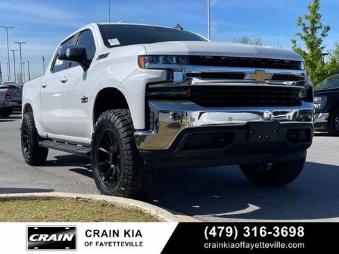 Used 2020 Chevrolet Silverado 1500 LT w/ Texas Edition image 1