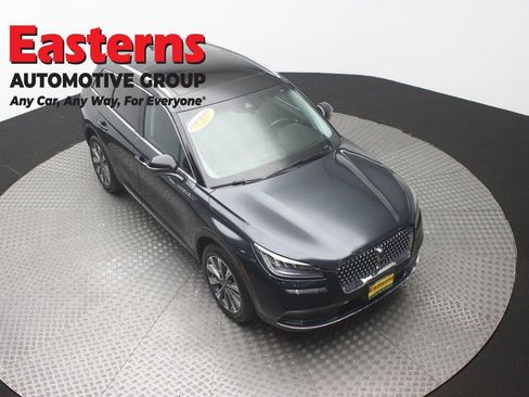 Used 2021 Lincoln Corsair Reserve w/ Elements Package AWD/4WD image 3