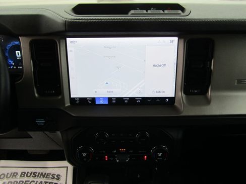 Used 2025 Ford Bronco Outer Banks AWD/4WD image 14
