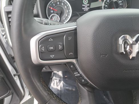 Used 2025 RAM 1500 Big Horn AWD/4WD image 17