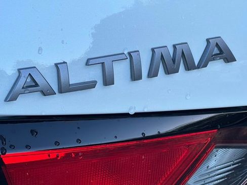 New 2025 Nissan Altima 2.5 SL image 44