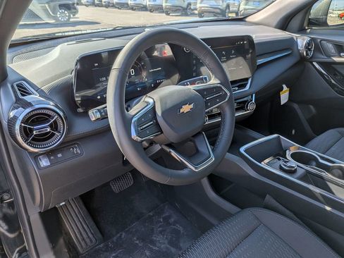 New 2026 Chevrolet Equinox LT image 13