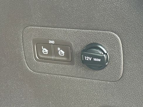 Used 2019 Hyundai Santa Fe Limited FWD image 19