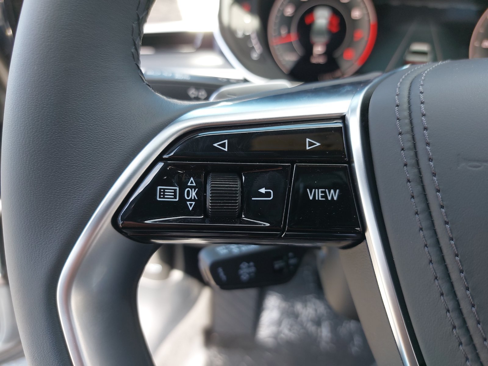 New 2026 Audi A8 L 3.0T AWD/4WD image 18
