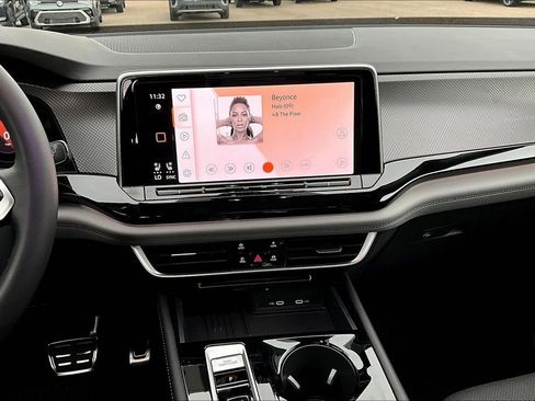 New 2026 Volkswagen Atlas Peak Edition image 19