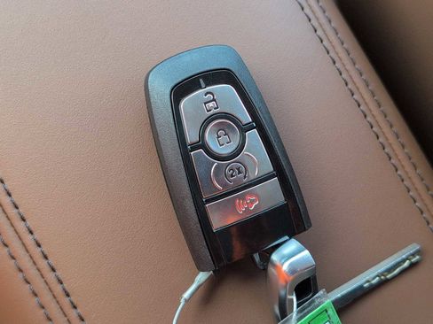 New 2025 Ford Bronco Sport Outer Banks w/ Outer Banks Tech Package+ image 24