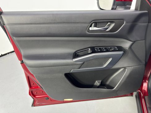 Used 2022 Nissan Pathfinder SL w/ SL Premium Package image 37