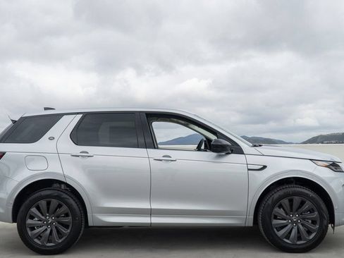 Used 2025 Land Rover Discovery Sport S AWD/4WD image 7