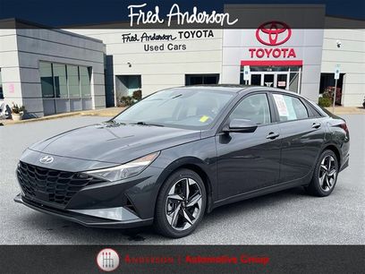 Used 2023 Hyundai Elantra SEL w/ Convenience Package