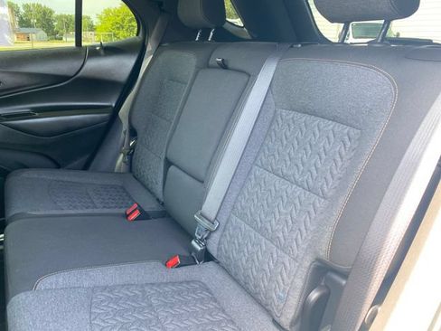Used 2024 Chevrolet Equinox LT w/ LPO, Floor Liner Package FWD image 21