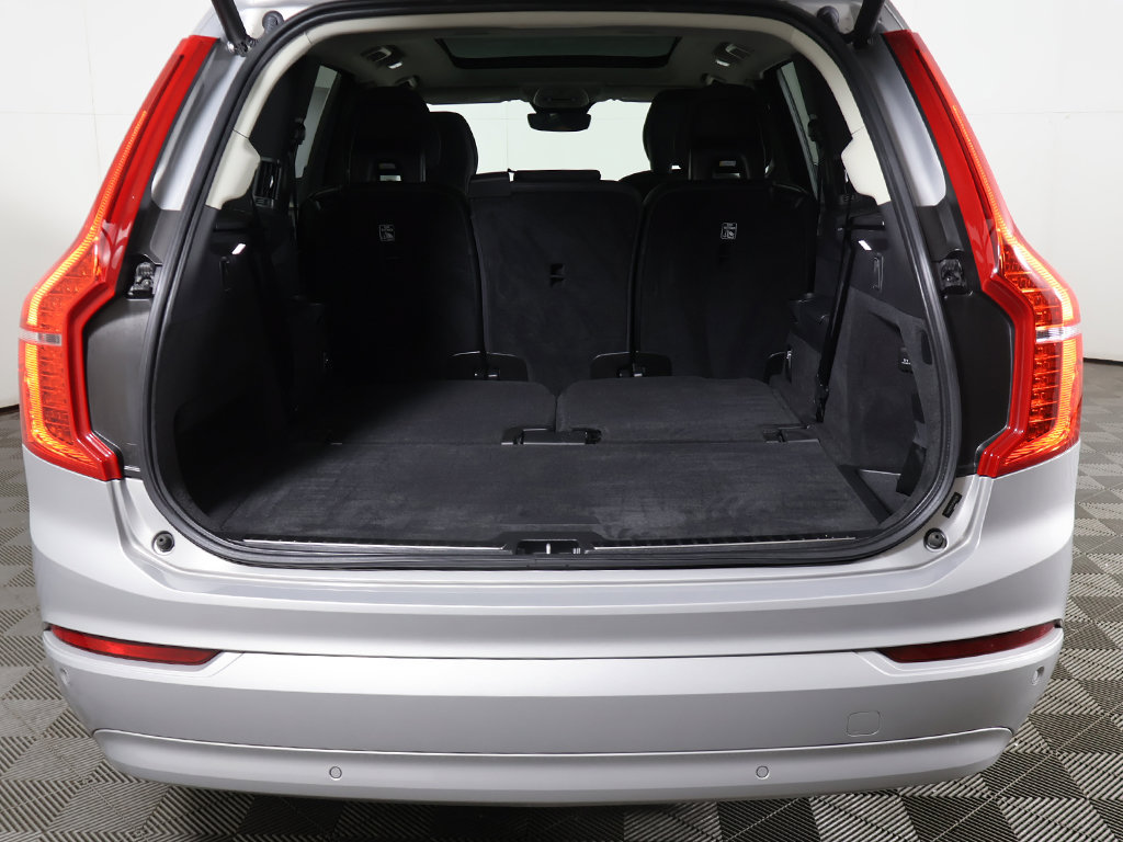 Used 2023 Volvo XC90 B6 Core w/ Climate Package AWD/4WD image 18