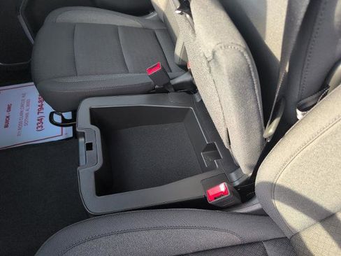 New 2025 GMC Sierra 1500 SLE w/ Preferred Package image 32