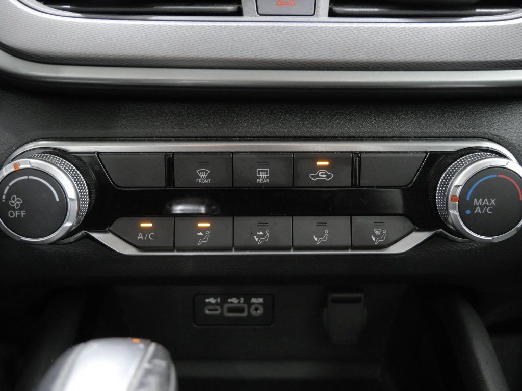 Used 2024 Nissan Altima 2.5 SR FWD image 18