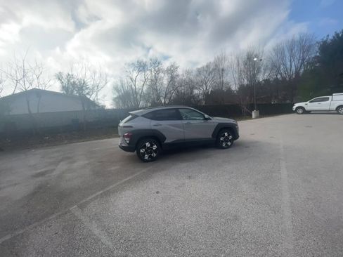 Used 2025 Hyundai Kona SEL image 14