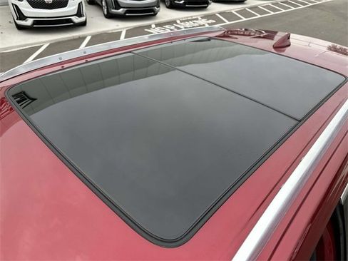 Used 2020 Cadillac XT4 Premium Luxury image 14