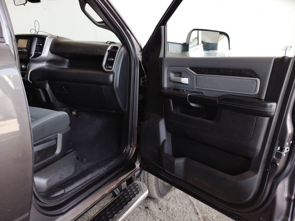 Used 2021 RAM 2500 Big Horn AWD/4WD image 10