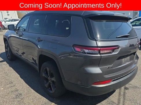 Used 2023 Jeep Grand Cherokee L Laredo AWD/4WD image 2