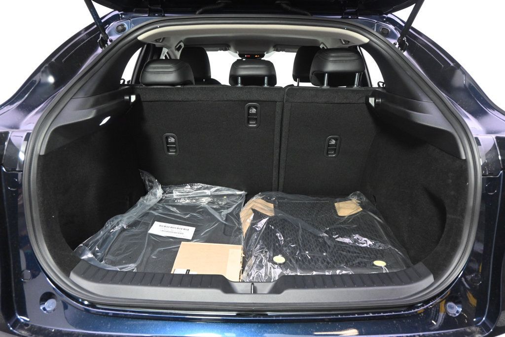 New 2026 MAZDA CX-30 AWD 2.5 S w/ Select Sport Pkg image 19