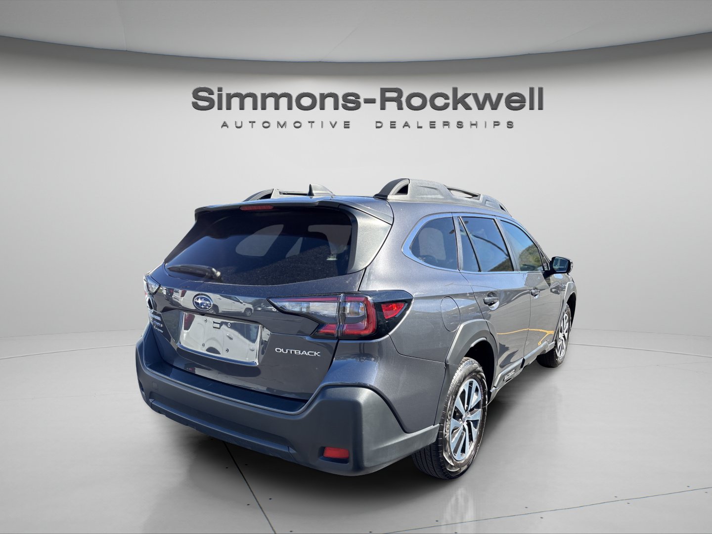 Used 2025 Subaru Outback Premium AWD/4WD image 4