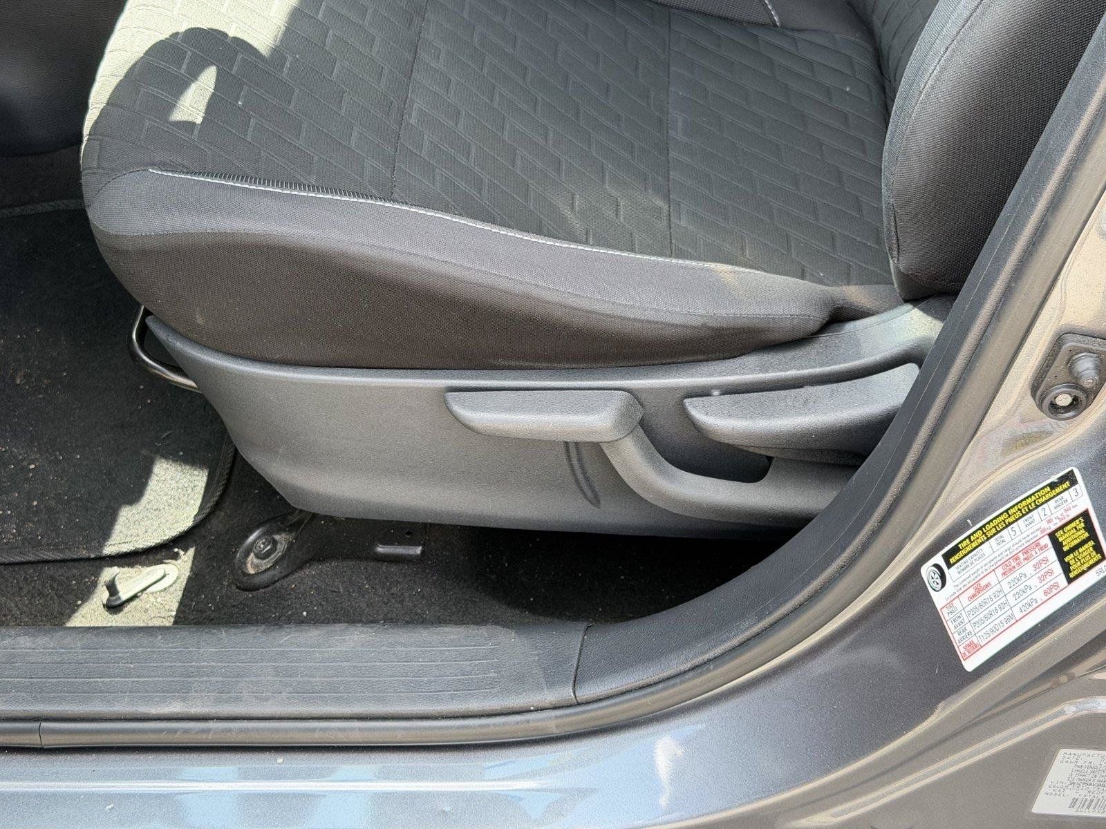 Used 2021 Nissan Kicks S FWD image 14