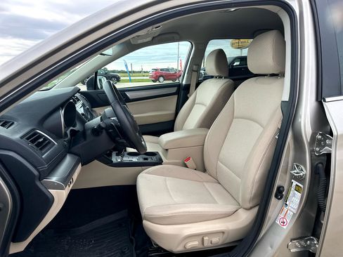 Used 2019 Subaru Outback 2.5i Premium w/ Popular Package #2 image 10