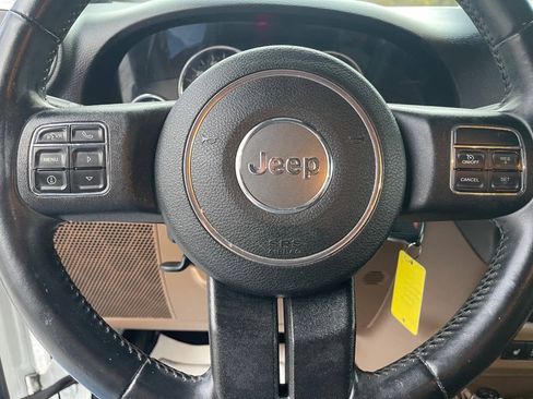 Used 2014 Jeep Wrangler Sahara w/ Connectivity Group AWD/4WD image 18