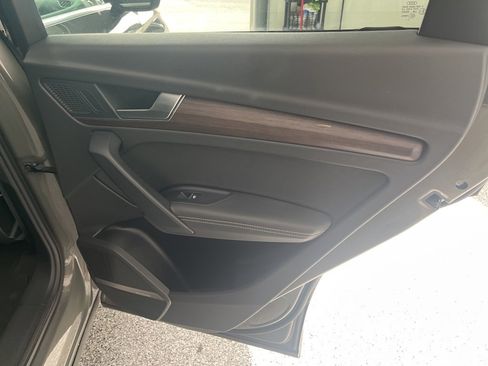 Used 2024 Audi Q5 2.0T Premium Plus image 36