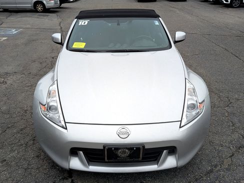 Used 2010 Nissan 370Z Touring w/ Sport Pkg image 3