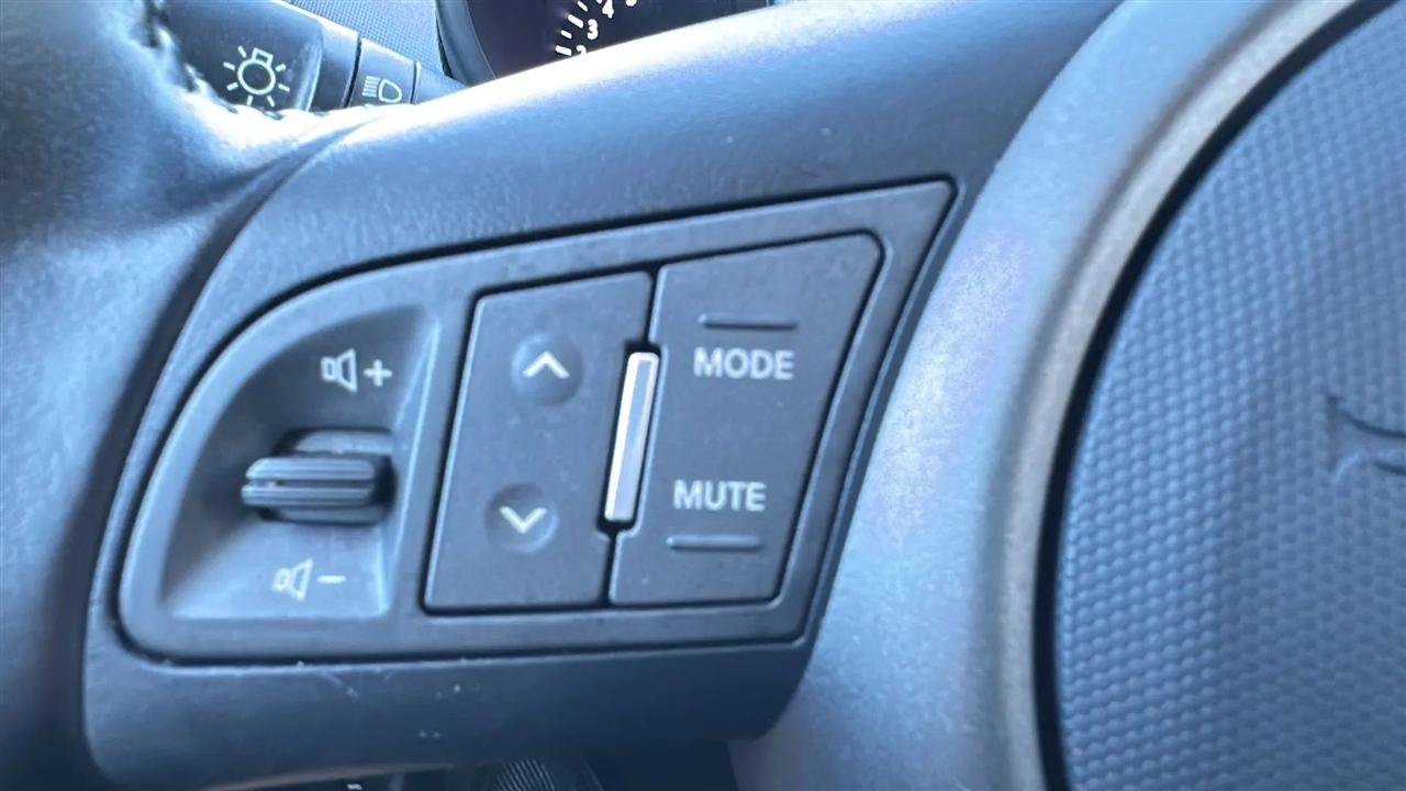 Used 2013 Kia Soul + FWD image 46
