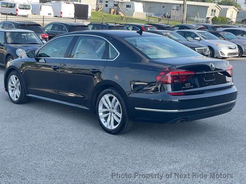Used 2018 Volkswagen Passat 2.0T SE FWD image 5