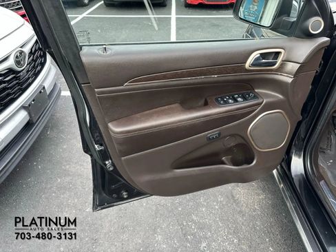 Used 2014 Jeep Grand Cherokee Summit image 19