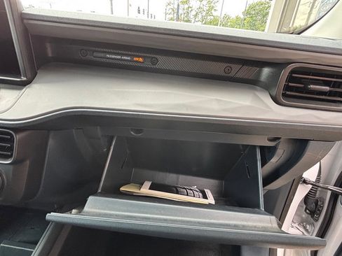 Used 2022 Ford Maverick XL image 28