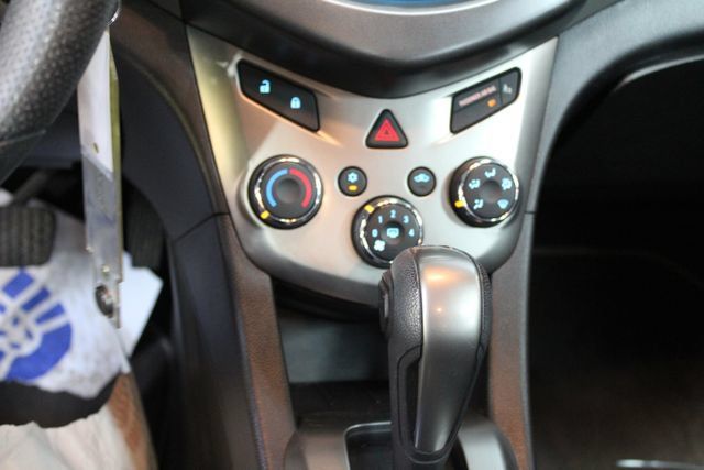 Used 2015 Chevrolet Sonic LT FWD image 20
