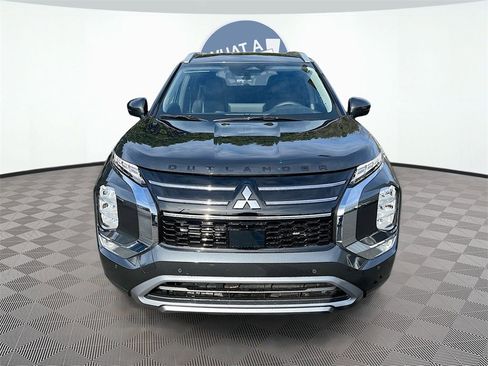 New 2026 Mitsubishi Outlander SEL image 2