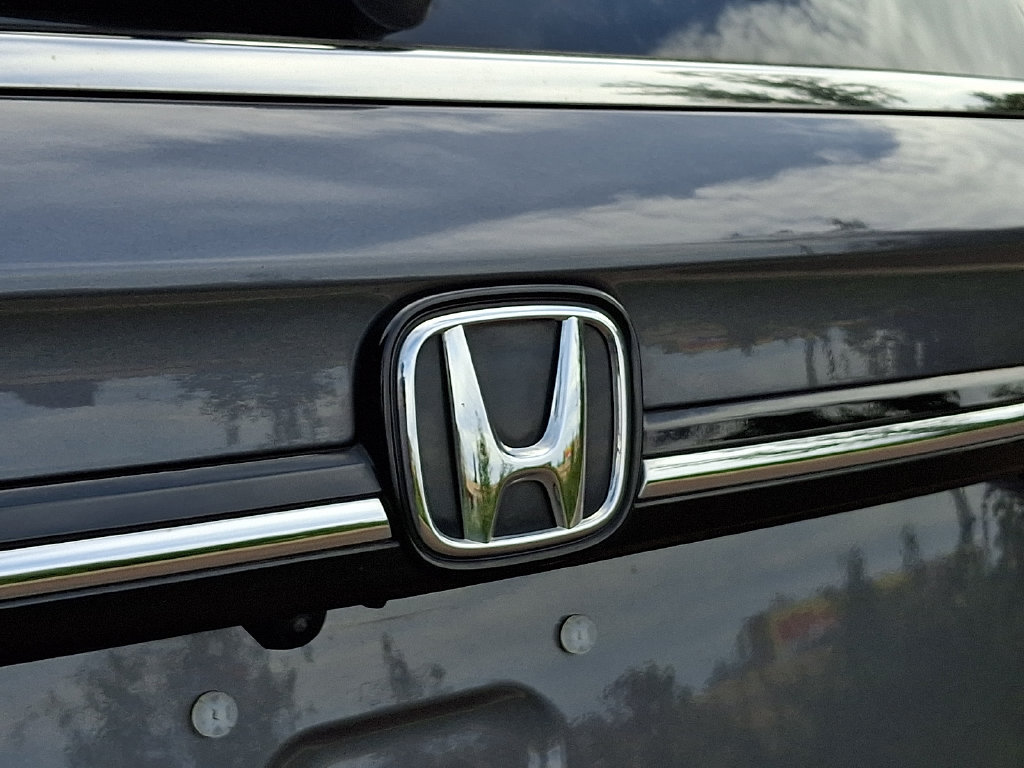 Used 2024 Honda Odyssey Elite image 32