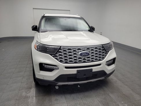 Used 2020 Ford Explorer Platinum w/ Premium Technology Package image 14