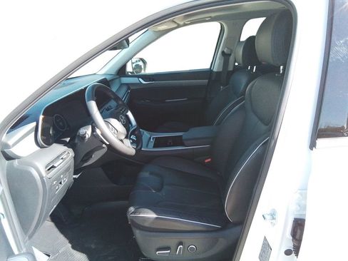 Certified 2025 Hyundai Palisade SEL image 9