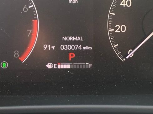 Used 2025 Honda CR-V LX image 8