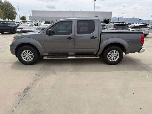 Certified 2021 Nissan Frontier SV RWD image 2