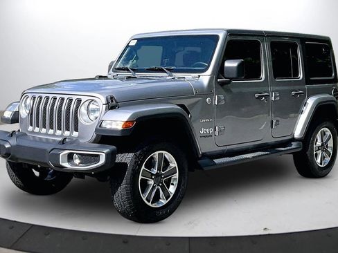 Certified 2020 Jeep Wrangler Unlimited Sahara AWD/4WD image 4