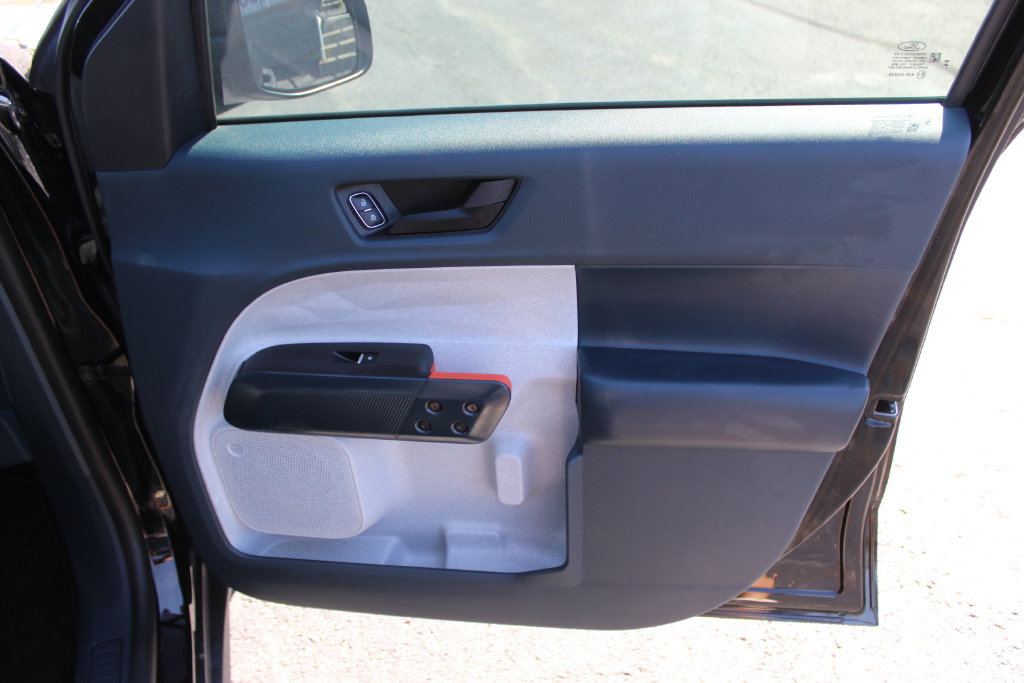 Used 2024 Ford Maverick XLT FWD image 11