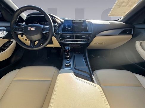 Used 2022 Cadillac CT5 Luxury w/ Cold Weather Package image 12