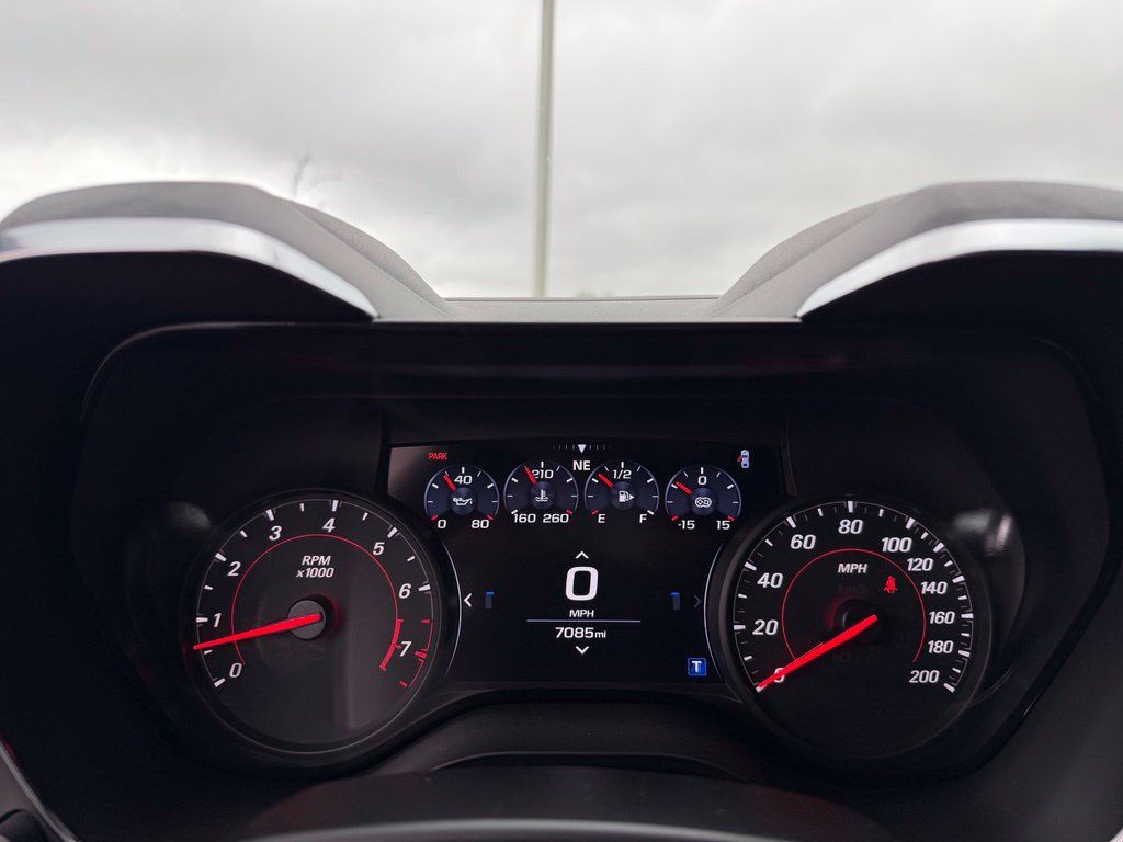 Used 2019 Chevrolet Camaro ZL1 RWD image 15