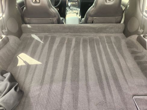 Used 2010 Chevrolet Corvette Coupe w/ Preferred Equipment Group image 33