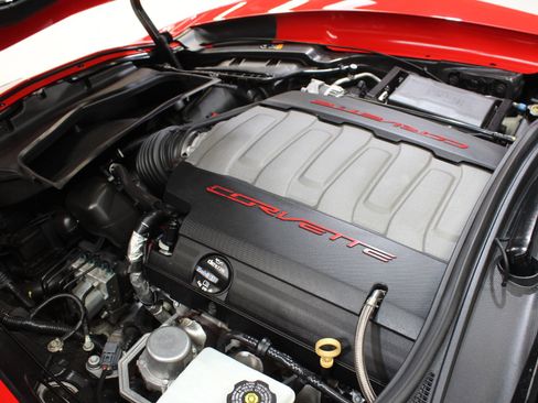 Used 2019 Chevrolet Corvette Stingray Convertible w/ 2LT Preferred Equipment Group image 30