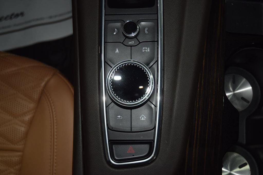 Used 2024 Cadillac Escalade Sport w/ Touring Package AWD/4WD image 37