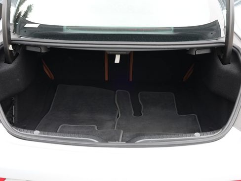 Used 2023 Mercedes-Benz C 300 Coupe image 8