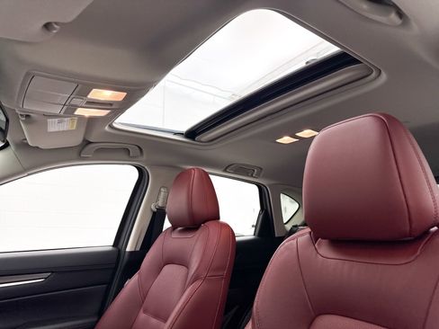 Used 2025 MAZDA CX-5 Carbon Edition image 3